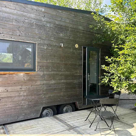 Cozy And Comfortable Tiny House Appartement